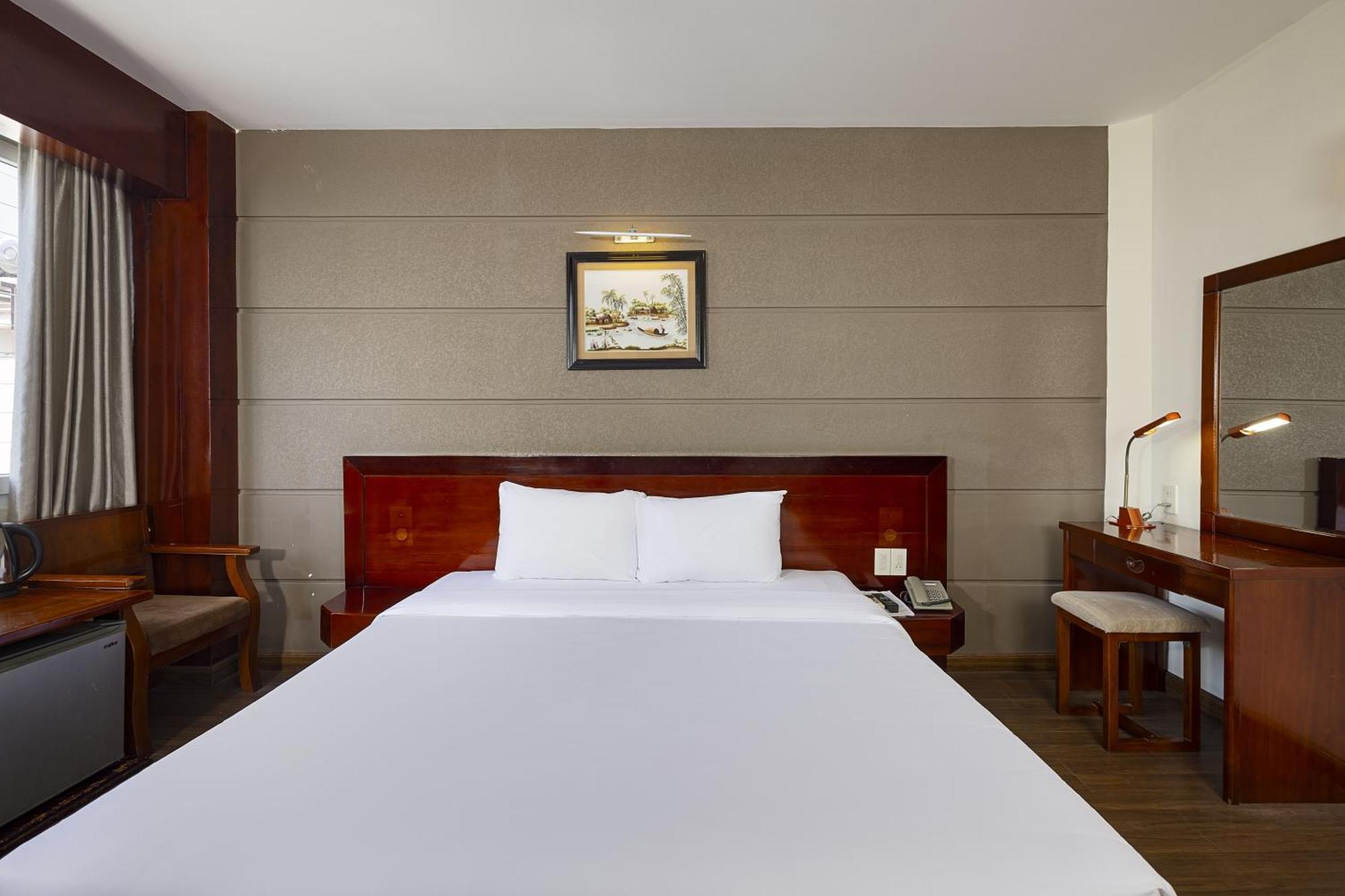 Wintersea Hotel На Транг Екстериор снимка