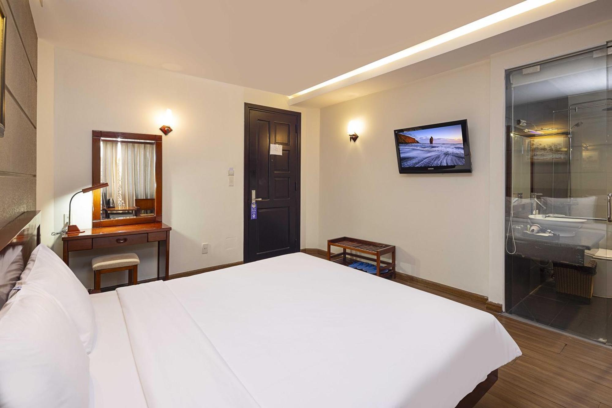 Wintersea Hotel На Транг Екстериор снимка
