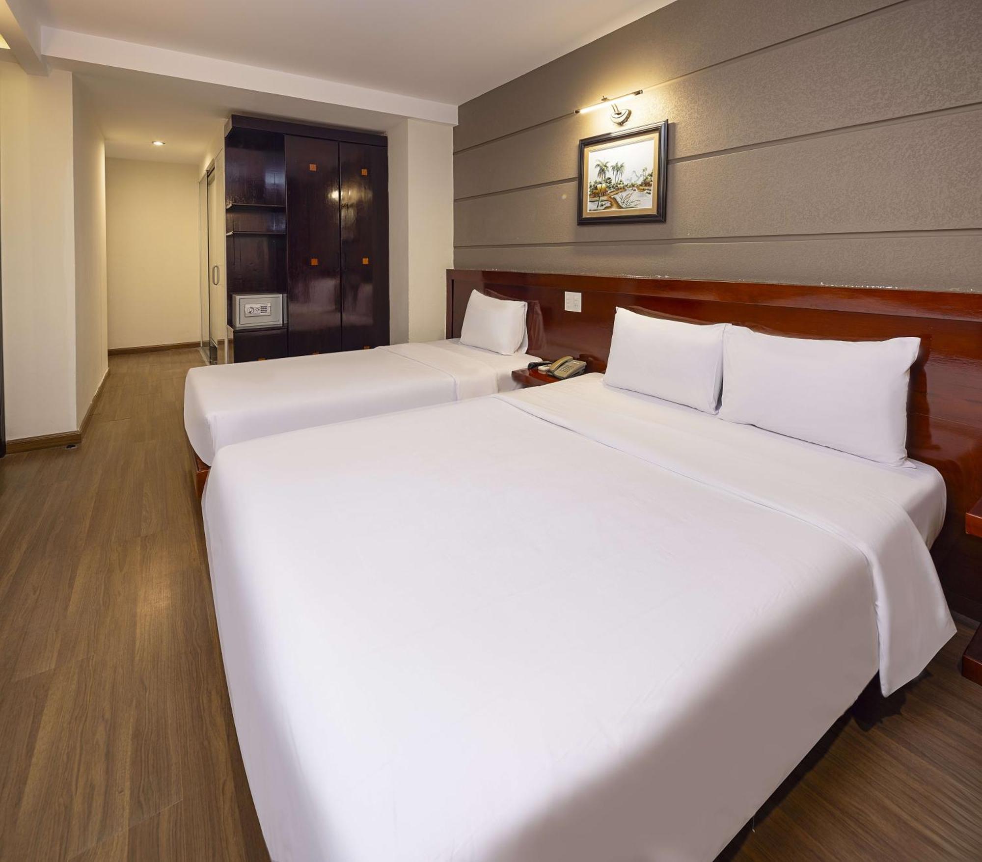 Wintersea Hotel На Транг Екстериор снимка