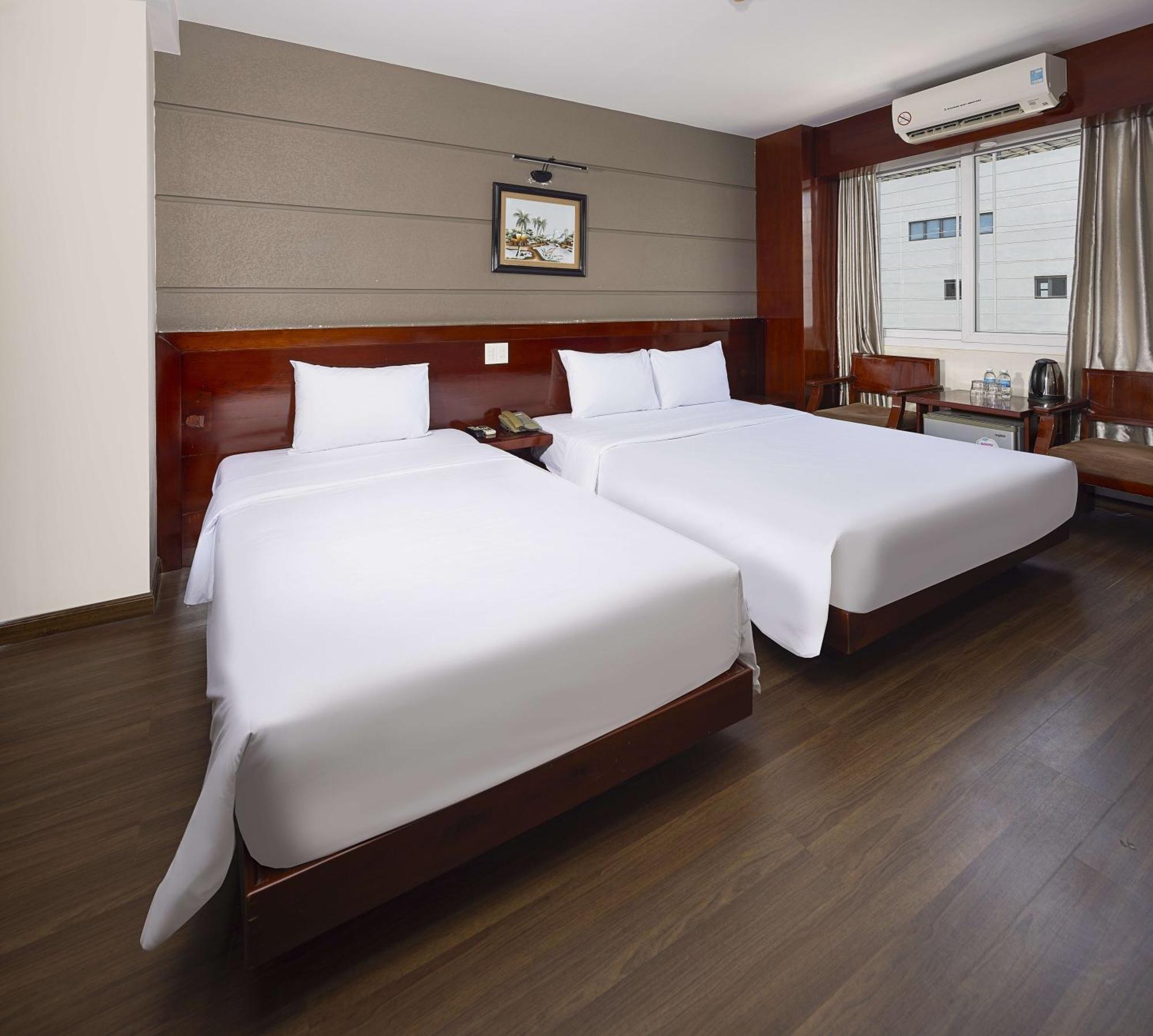 Wintersea Hotel На Транг Екстериор снимка