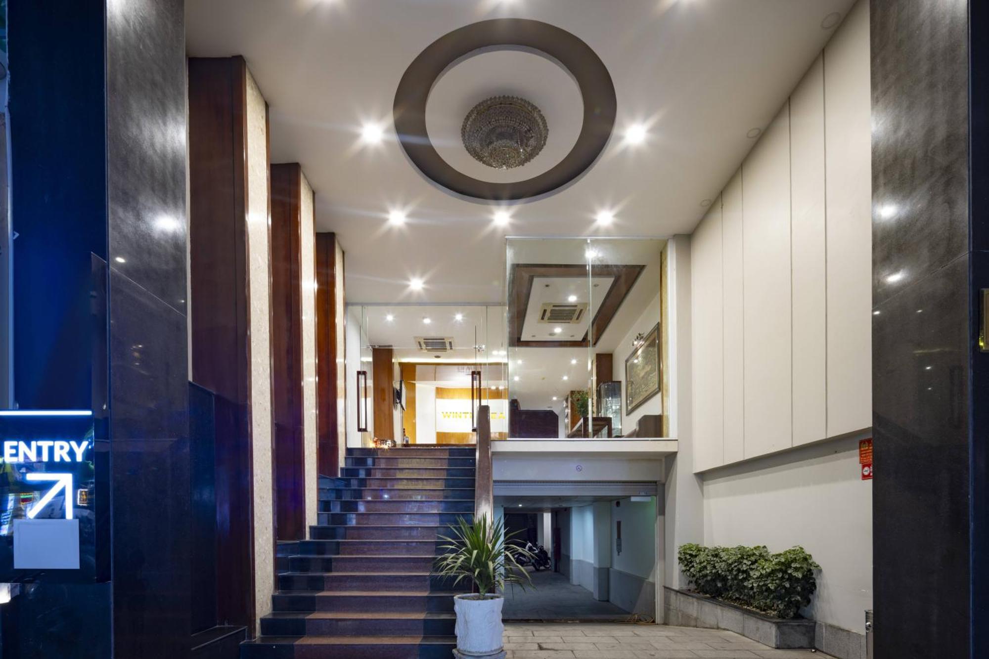 Wintersea Hotel На Транг Екстериор снимка