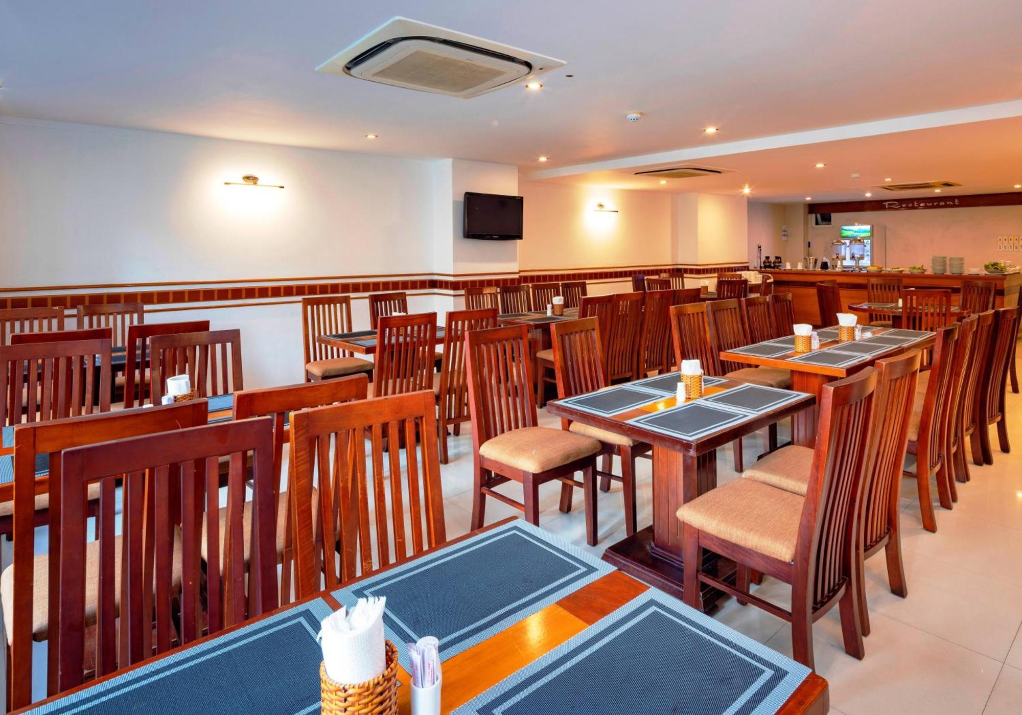 Wintersea Hotel На Транг Екстериор снимка