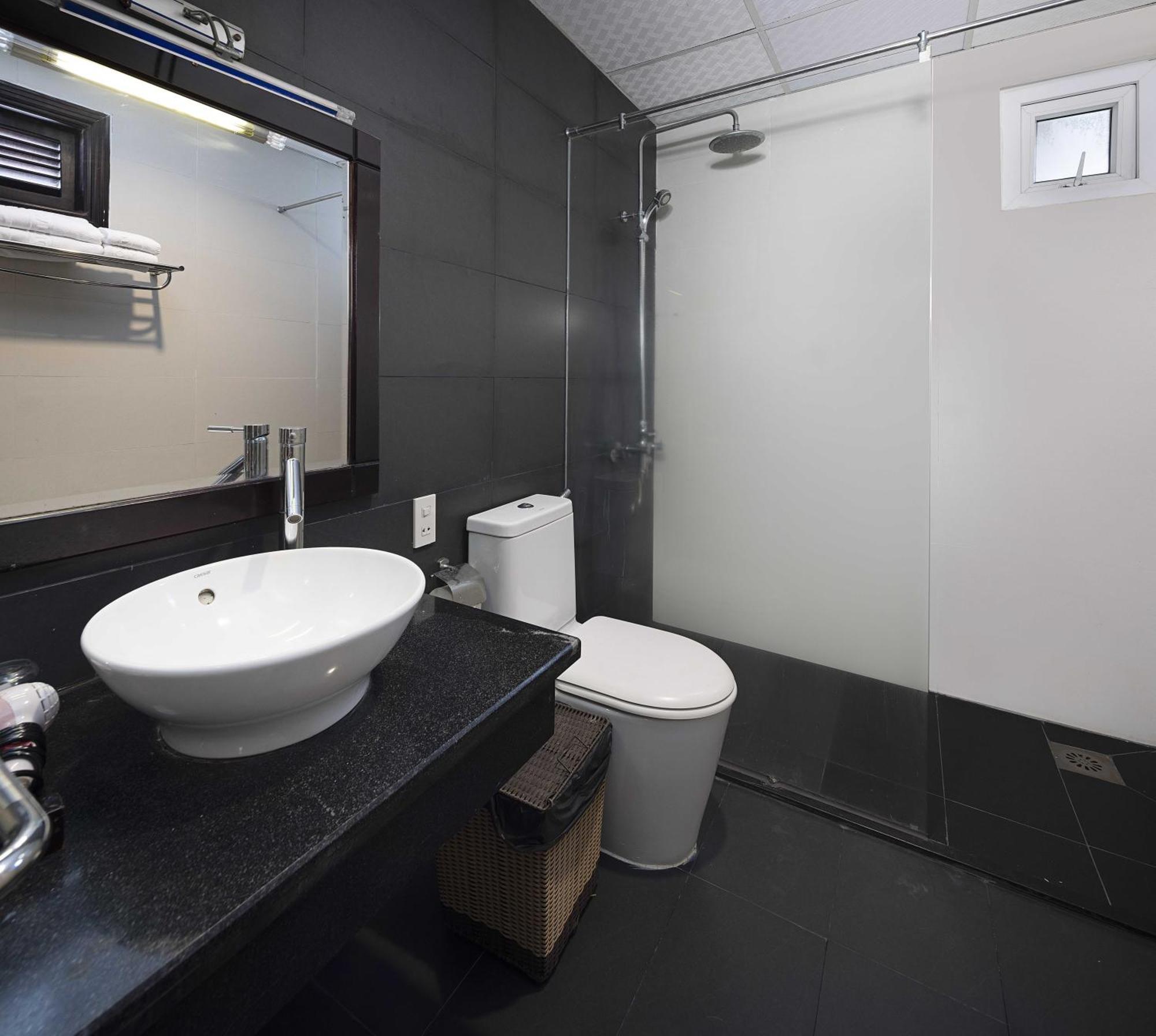 Wintersea Hotel На Транг Екстериор снимка
