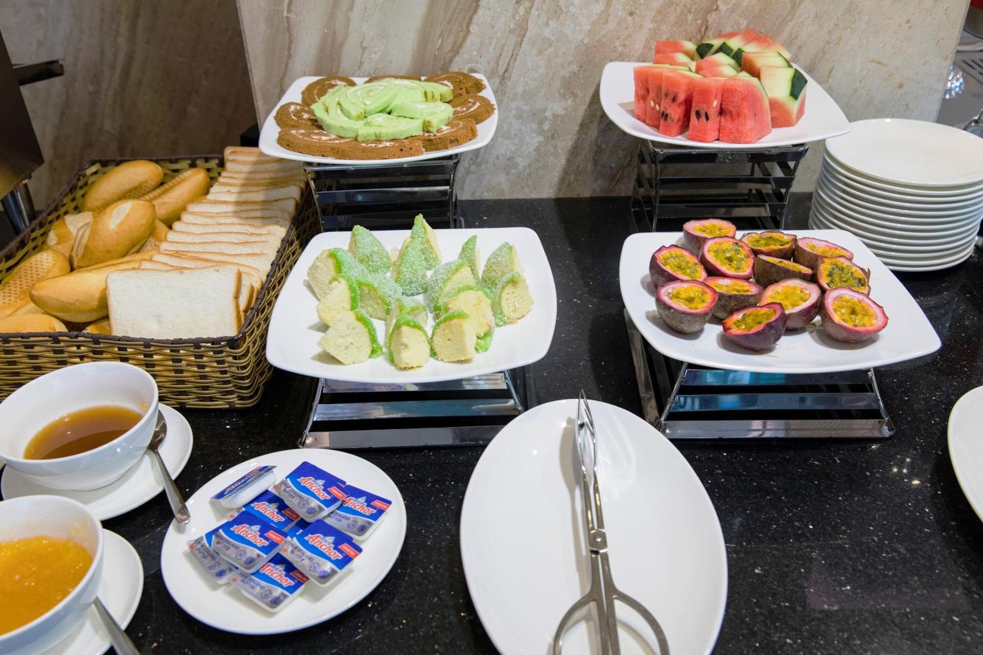 Wintersea Hotel На Транг Екстериор снимка